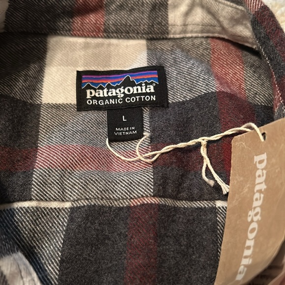 Mens Patagonia Flannel Long Sleeve Button Down Shirt Size Large New - Picture 3 of 5
